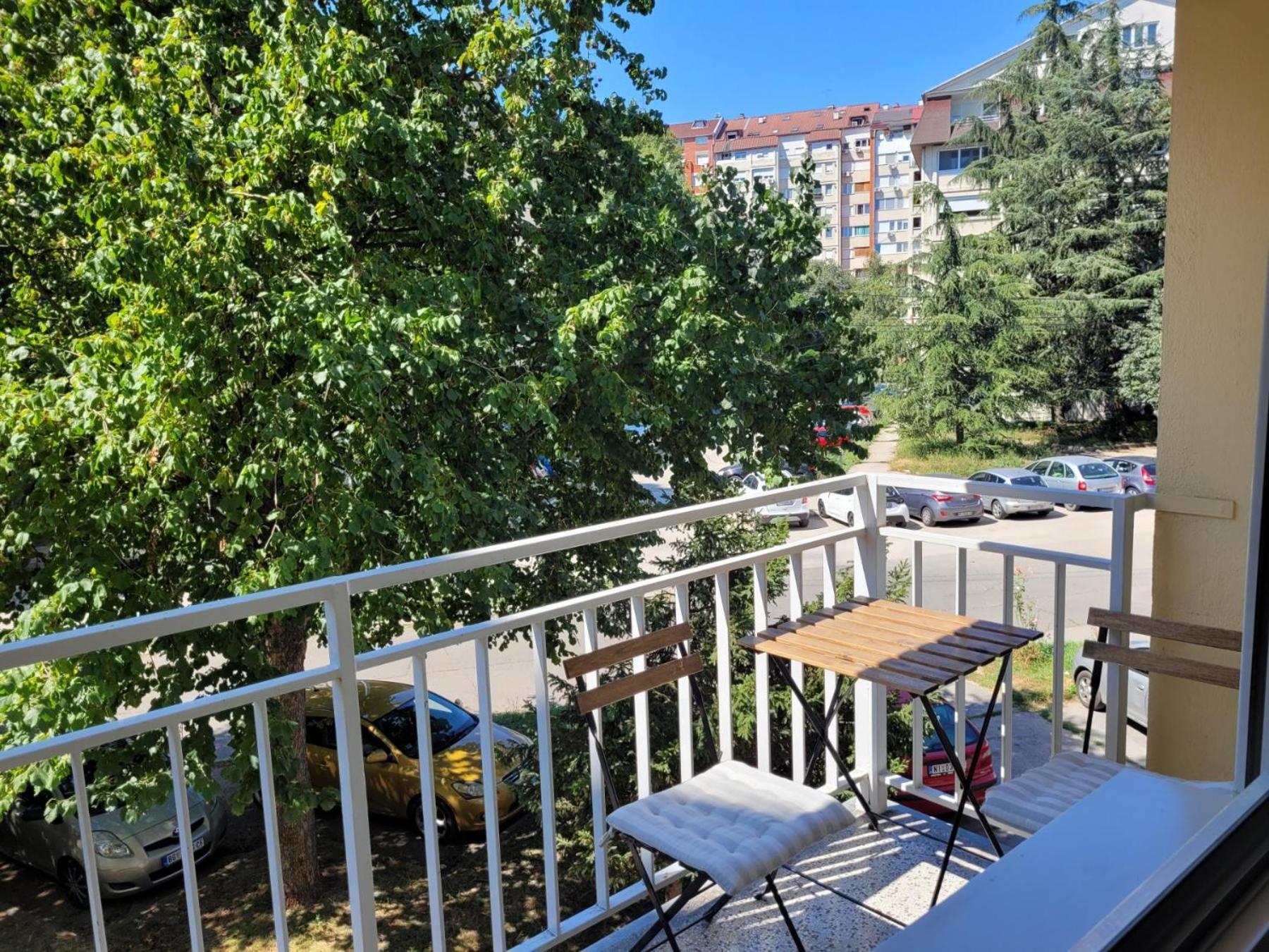 Community Park Apartment Nisz Zewnętrze zdjęcie
