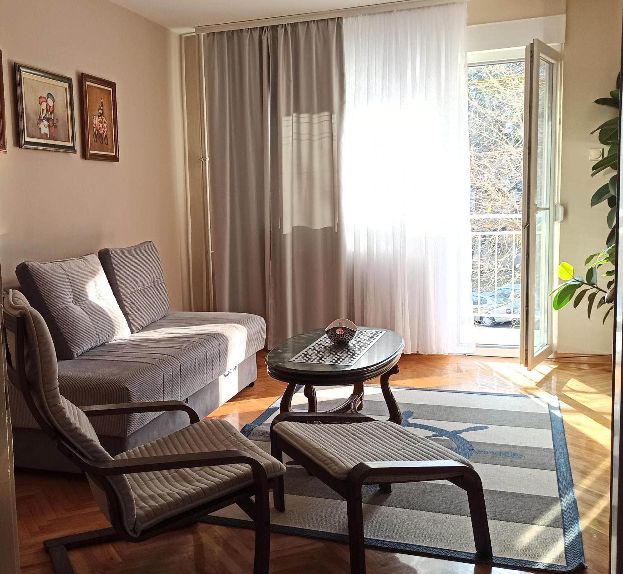Community Park Apartment Nisz Zewnętrze zdjęcie