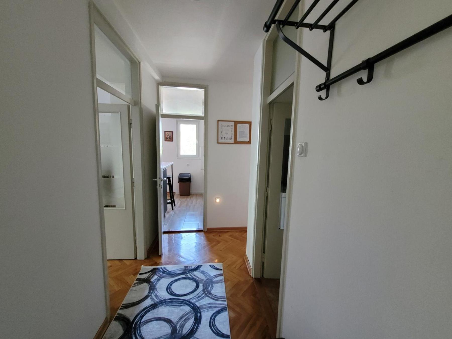 Community Park Apartment Nisz Zewnętrze zdjęcie