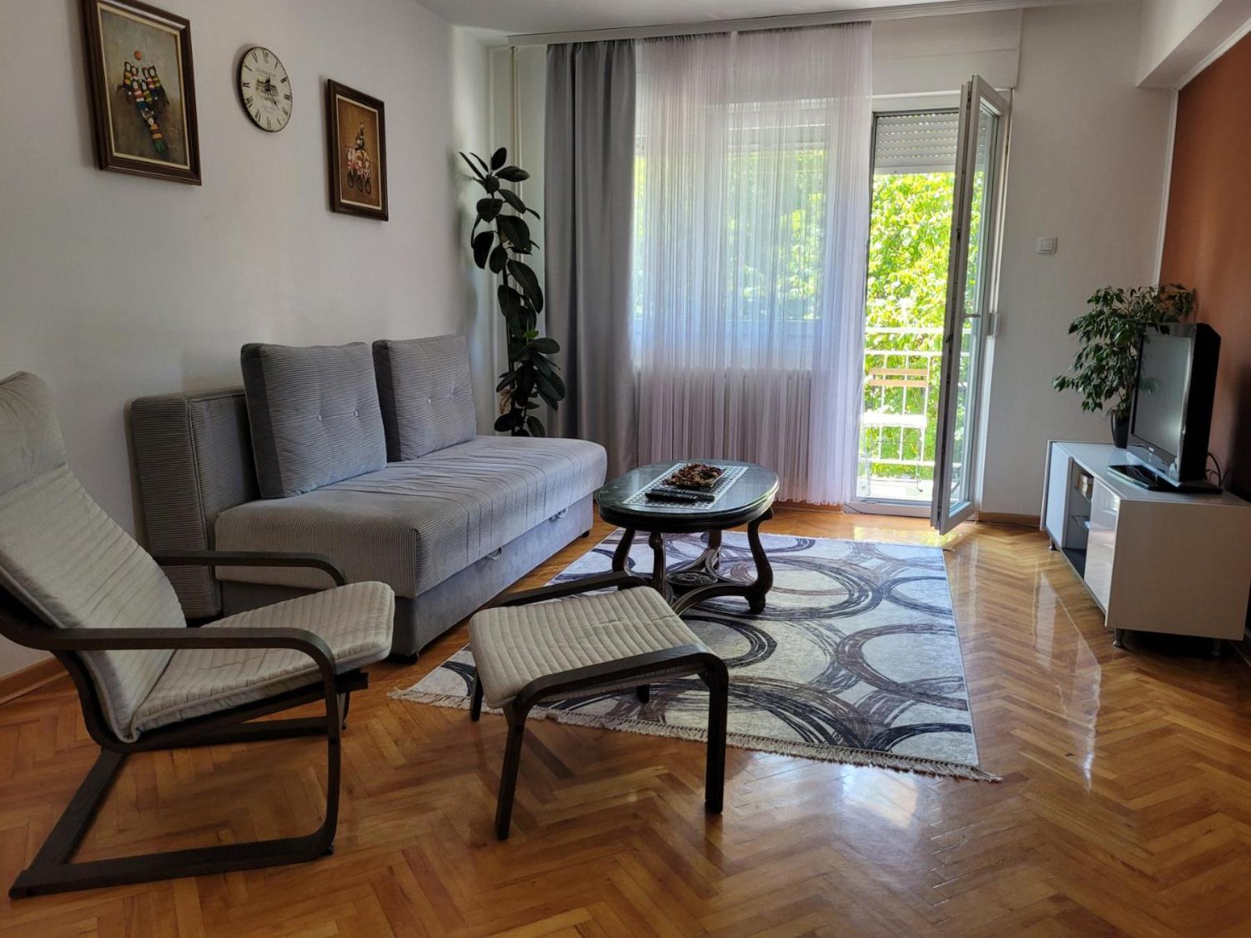 Community Park Apartment Nisz Zewnętrze zdjęcie